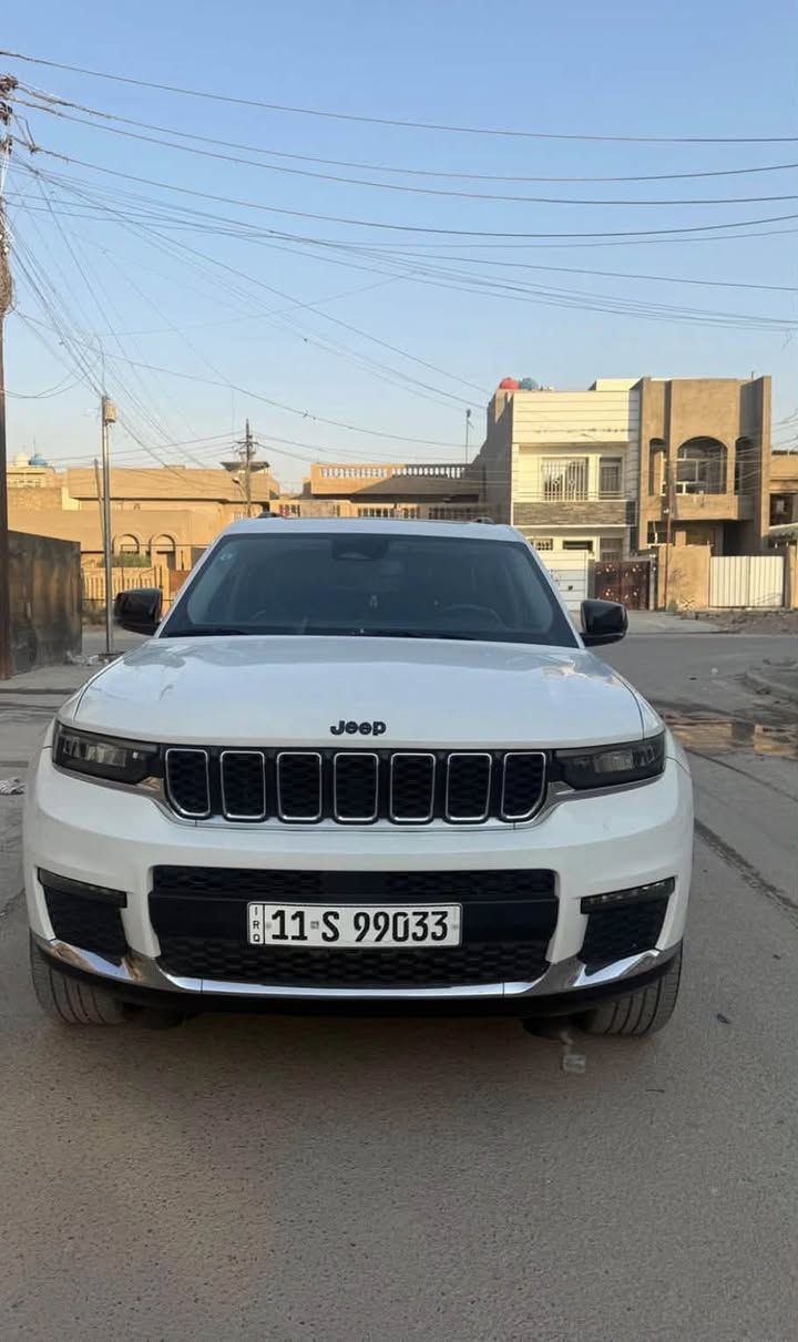 جيب شروكي موديل 22//7راكب رقم بغدادمميز / فول/1/1سياره ستخدام شخصي سعر 280ورقه مكان سياره بغداد المنصور استفسار ***********
