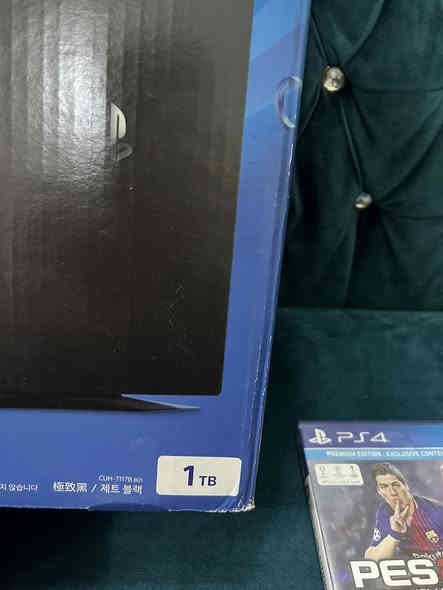 سلام عليكم اخوان عندي بلي 4 برووو 1 تيرا
الجهاز اونلاين  ( اوربي ) كفالة عامة
جديد مستخدم 3 ساعات فقط
ويا 3 اقراص جديدة
وجوستكات 2 اصلية وكالة
السعررر / 300 الف
***********
عندي توصيل كافة المحافظات 5 الاف والجهاز شرط الضمان ومكفول من كلشي
