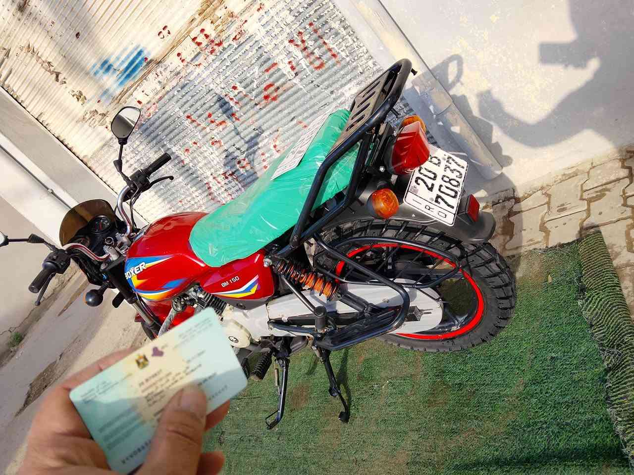 السلام عليكم ورحمه الله وبركاته موديل 21 نازلة بل ٢٢ ام الدوسات مرقم كامل انكليزي  تحويل ثاني يوم إذ تريد كفالة عامة من كلشي مكاني ديالى خرنابات الشراي يتصل ويدلل ويتساب موجود *********** اتصل ودلل
