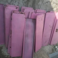 رفوف للبيع  رفوف عدد 33 رف  ميز مخضر عدد 2  عنوان بغداد ابو غريب  0782...