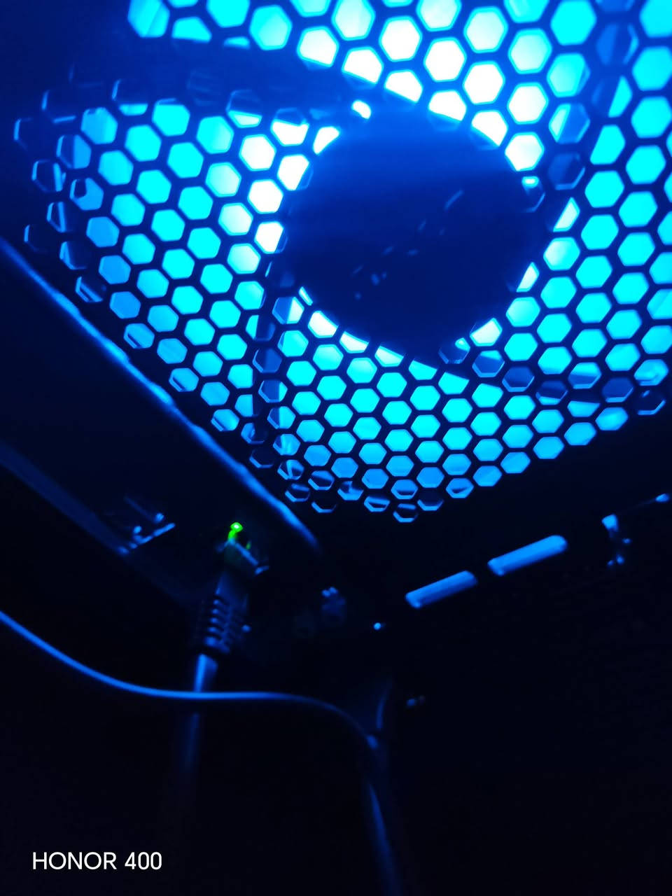 سلام عليكم شباب pc البيع  هذه رقم تلفوني ***********   
VGA RTX 5060 8GB PALIT DUAL FAN

CPU INTEL ULTRA 5 225F

B860 GIGABYTE MK

RAM 16GB DDR5 6000MHZ RGB LEXAR THOR NEW KIT/

500GB NVME M.2 GEN3 2100MB/S LEXAR NM610

650W 80+PLUS BRONZE FANTECH /

MNTOB MN-2000 FUSION ARGB AIR/COOLER

ANTEC CX300 BLACK

MONITOR ELSA EA241Q PRO 24INCH 144HZ OC 180HZ

0.5MS FAST IPS +SPK BLACK

UPS ONLINE 1KV GETX 2*12V/9AH

XG-1 TIGER KIT KB. MOUSE RGB

AULA S606 HEADSEAT RGB

DAHUA ROUTER +EXTENDER 300MB DH-N3
مو لحضه كله البيع هيه الميز وكرسي  ريده 2450 بيه مجال الشراي
