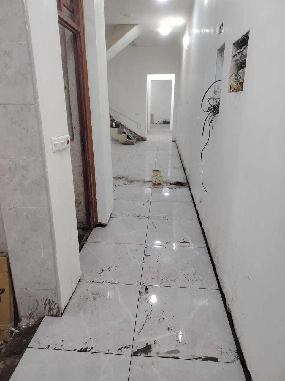 مكتب الرحمن للسيراميك
تركيب سيراميك • بورسلين • مرمر
✔️ دقة بالمواعيد
✔️ سرعة بإنجاز العمل
✔️ شغل احترافي وضمان جودة
✔️ أمانة وإتقان
خدمة مرافقة الزبون لشراء المواد
 واتساب 
***********
***********
كادر خلفات نشغل بسعر مناسب وشغل احترافي
