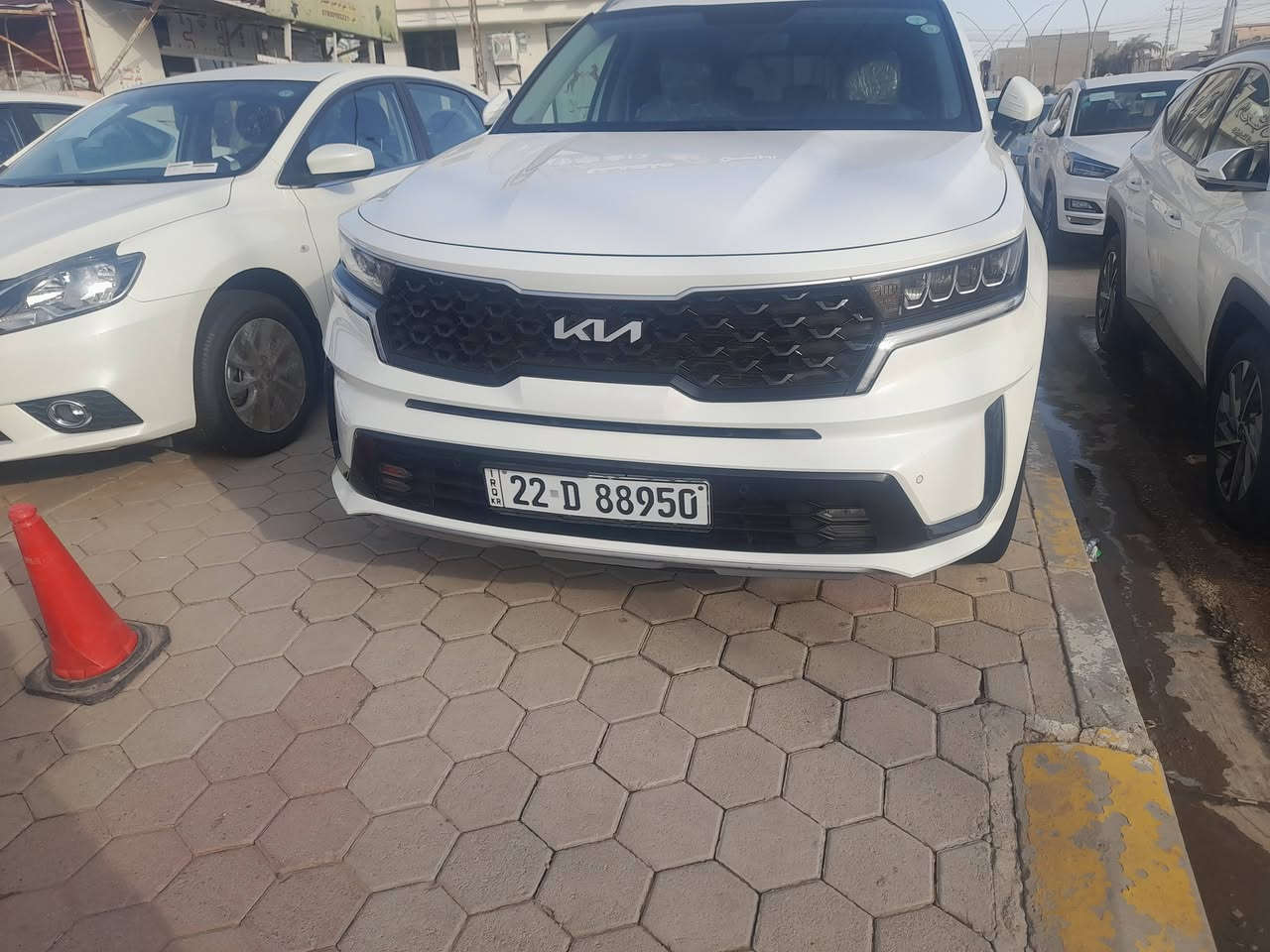 سلام عليكم
سورنتو موديل ٢٣
٦سلندر ٧راكب
رقم أربيل 
خليجي 
تحويل مباشر 
كير موس 
صدوك كهرباء 
كراسي كهرباء 
كفاله عامه 
محرك كفاله عامه 
العنوان الرمادي 
شارع المعارض 
معرض الزهور 
سعره ٢٧٠
وبي مجال رقم الموبايل 
*********** 
اتصل ودلل
