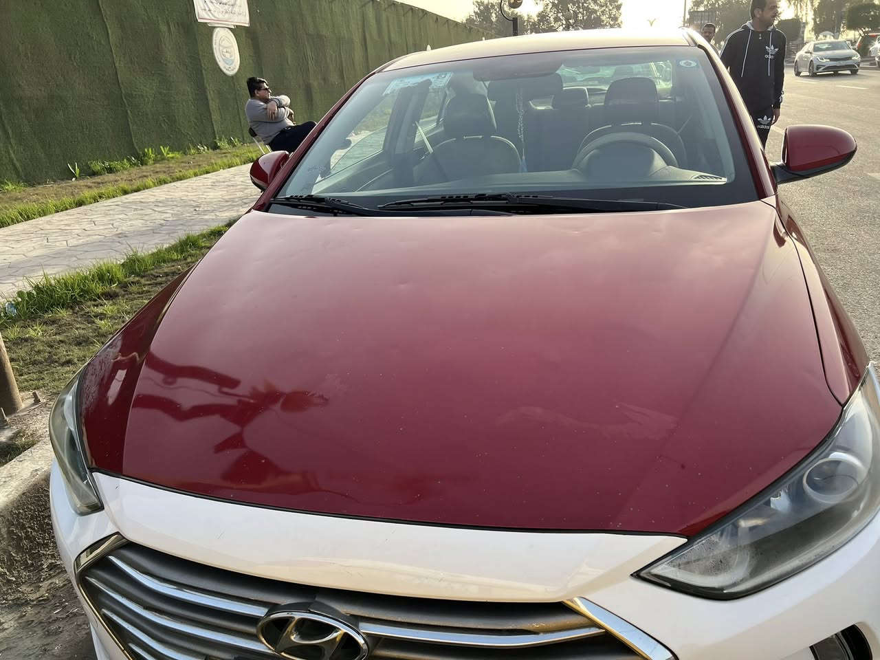 السلام عليكم
النترا وارد أمريكي بيها أربع قطع تبديل وقطعه صبغ السونار مرفق بالمنشور 
مكاني بغداد الجديدة 
السعر ١١٠ وبيها مجال 
***********
