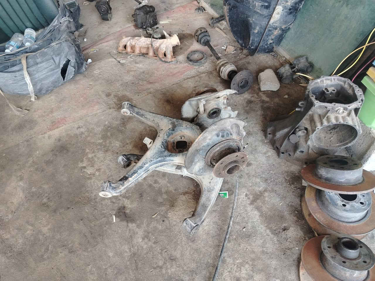 سلام عليكم
كشنات دب وارد
ابطاين دب وارد
كشنات غواص
كشنات ام عيون
ابطاين ام اعيون مخمل  وجلد
تفصيخ مارسدس راسي
بيبان جامبو
بيبان ام اعيون
بيبان ١٩٠ 
بغداد الحسينيه الراشديه تقاطع جريخي قرب جامع الإمام الحسين
***********
***********
