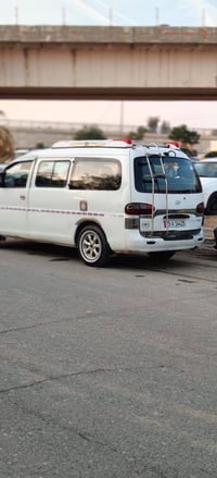 ستاركس • ١٩٩٨ • ١١ مكاني