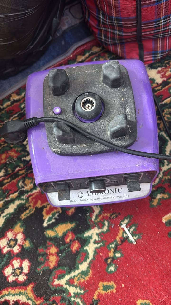 السلام عليكم اغراض بيتزا للبيع استخدام قليل للتواصل واتس *********** كربلاء
