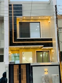 للبيع دار 100 متر  الواجهة 5متر ‏حي الجهاد الرفاق قرب شارع 40كما واضح ...