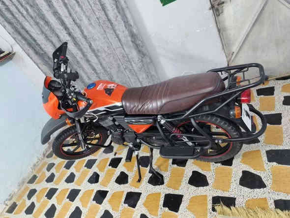 سلام عليكم+
الاسم دايون جبلي+
موديل 2023+قبل شهر نزلت من المعرض♥
العنوان بغداد
اخوان الدراجه خير من الله بس اني اريد ابيع مستعجل عندي ضرف و الرزق عله الله♥ 
اخوان رجائن لا تدخل تعلق وتكسر بسعر الدراجه♥
اخوان قيمو الدراجه بل يرضي الله ولحلال كدام عينكم بل واقع بعد احله♥
واسف عل اطاله 🙏
الرقم  ***********
السعر 2,850 بغداد
