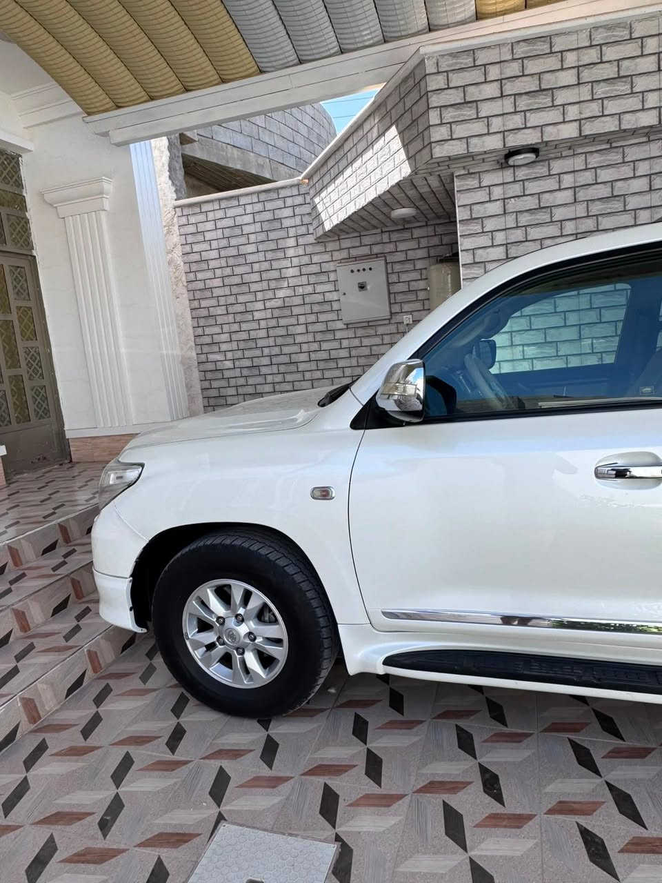 سياره لاندكروز ٢٠١١ ستينيه تقريباً أنظف ستينيه بالأنبار كلش حلوه السعر ٣٢ للأستفسار : ‭***********‬
