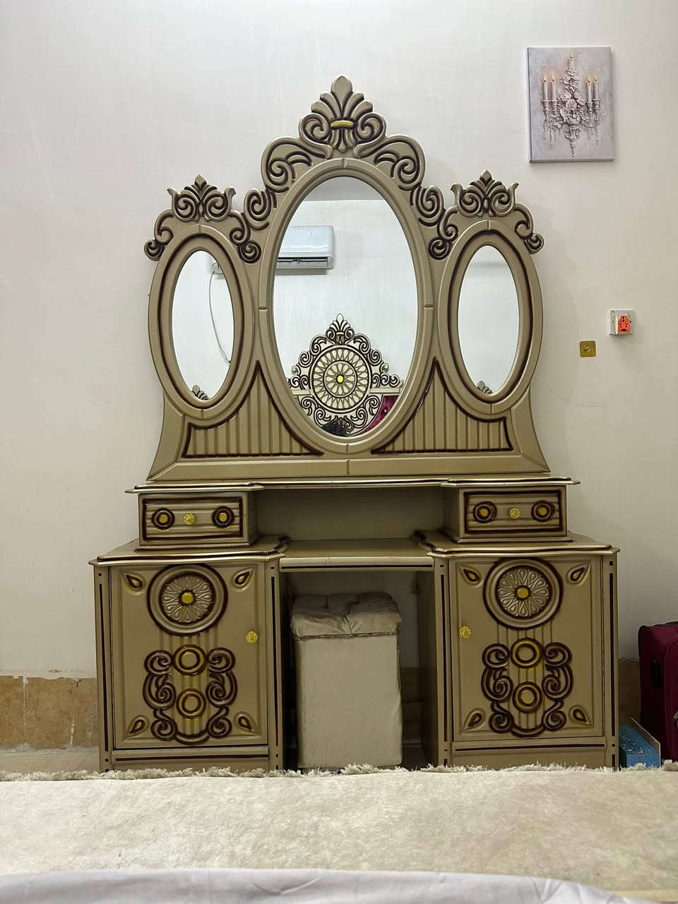 غرفة صاج عراقي صبغ حراري لون مميز السعر 1300 العنوان بغداد - بوب الشام للتواصل *********** واتساب
مسؤول عن النشر فقط
