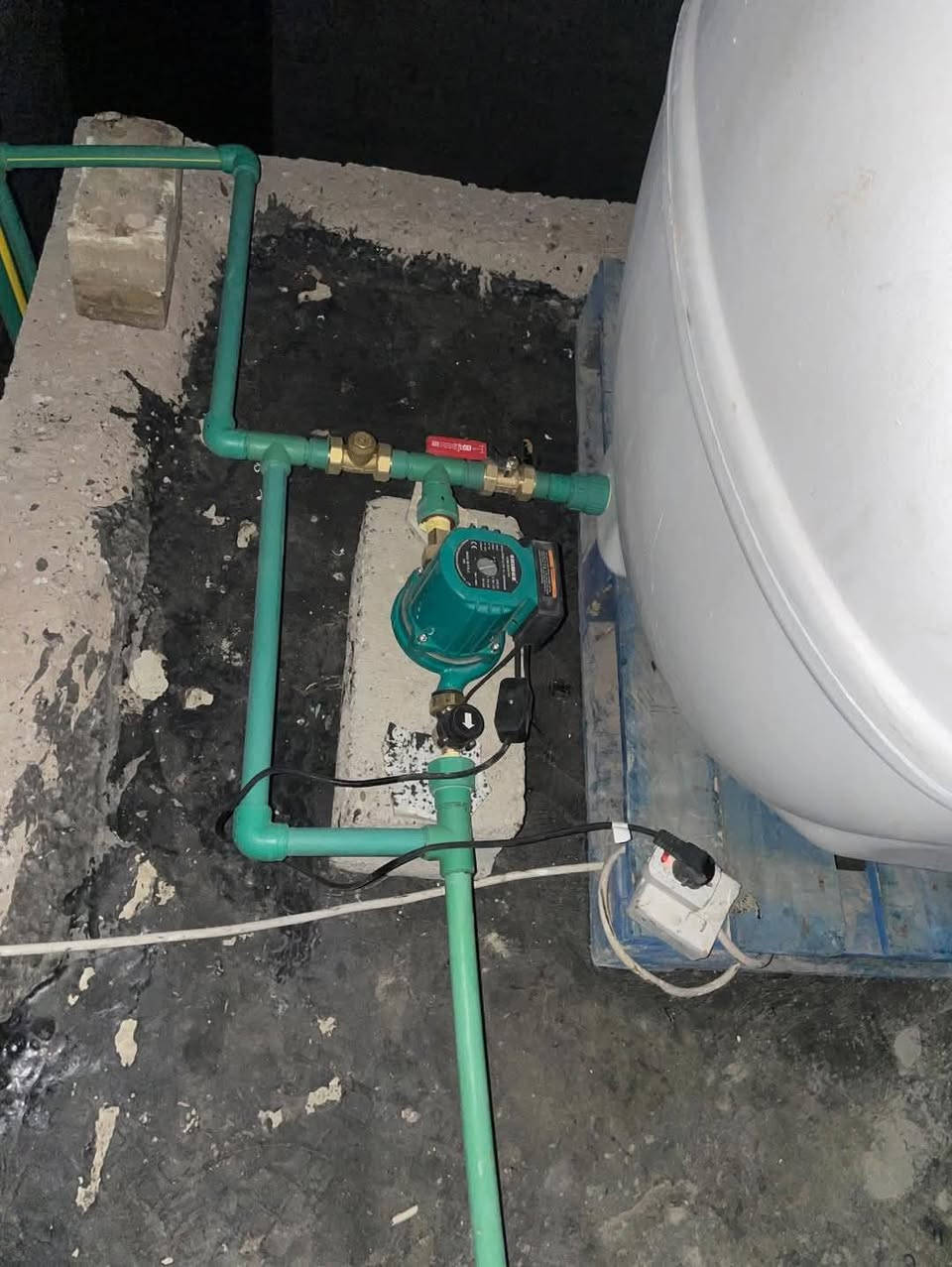 تشطيب كافت تاسيسات تواصل ع واتساب ***********
***********
