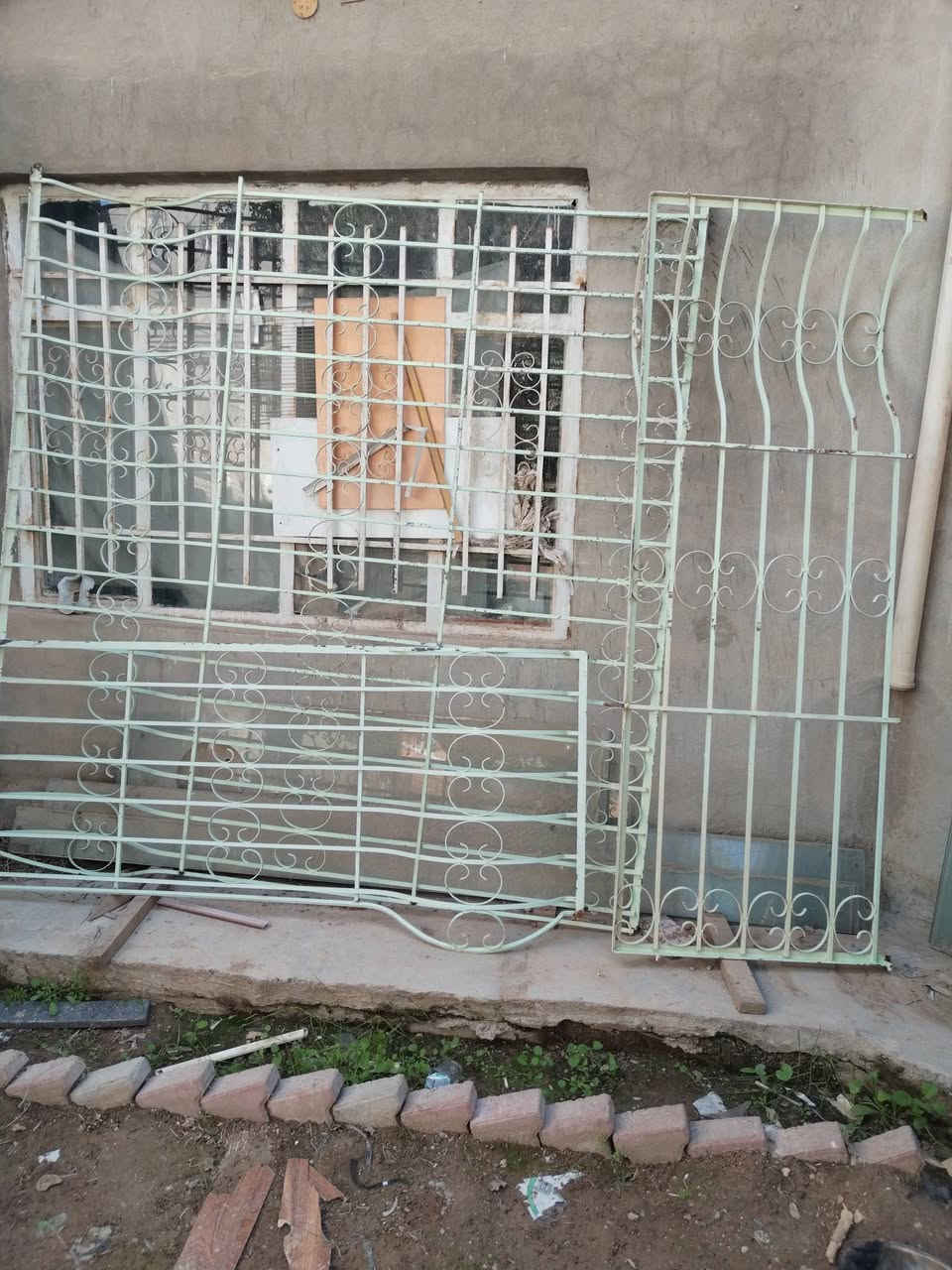 سلام عليكم غراض منزلي لبيع ***********
