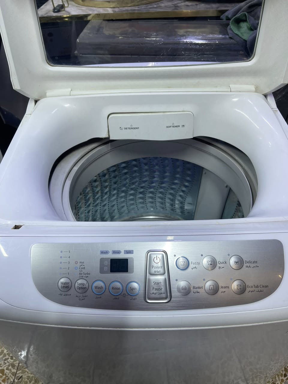 غساله فول ئوتميك 12كيلو تغسل بطانيه ام نفرين نوع سامسونك بشرط شغل ما بي اي عيب150الف بدون اي عيب اي ستفسرعل***********
