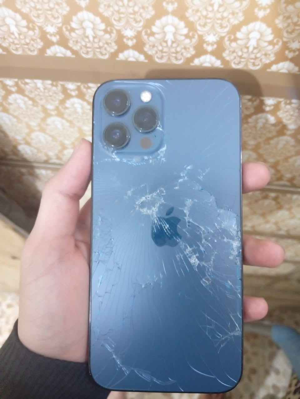 السلام عليكم
12 pro max
مبدل شاشة تجارية باب اول
مبدل بطارية تجارية
مشكلته غير قادر على التنشيط
و زر الباور ما يشتغل
نظيف جدا
ب 100 بيه مجال بسيط ابيعه على وضعيته
تصليحه ب 100 عند اي ابو صيانة او تكدر تسويله تخطي
مكاني بغداد شهداء البياع


**إذا كنت صاحب هذا الإعلان وتريد حذفه لأي سبب، رجاءا أرسل رسالة إلى الدعم الفني**