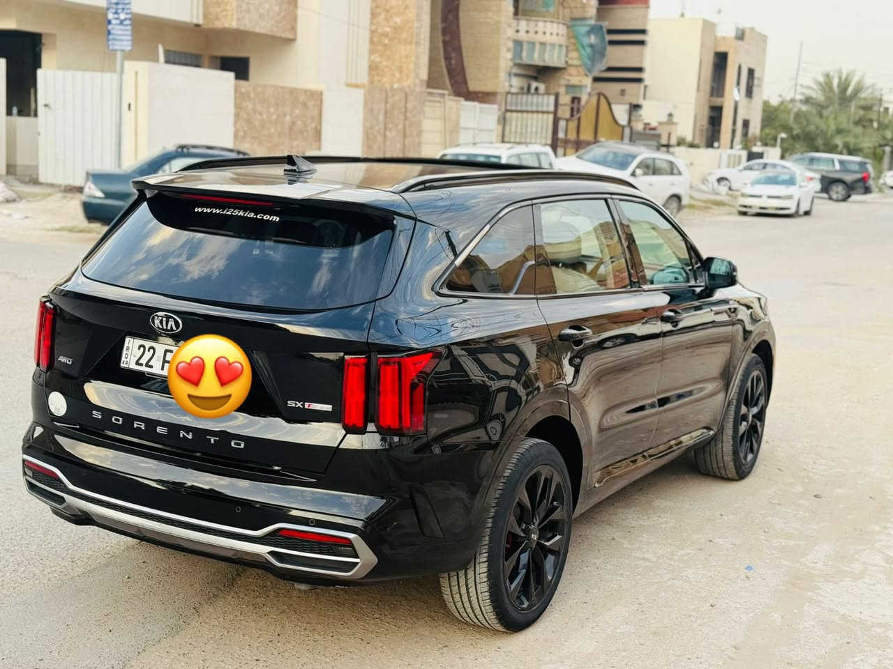 السلام عليكم للبيع سورنتو 2021
رقم أربيل بسمي هزه وفحص جديده 
بيها بابتين  فقط الباقي كفاله عامه 

معروضه 198 وبيها مجال 

رقم الهاتف ***********

مواصفات فول 1/1 
بنراما سقف 
كشنات جلد + كهرباء 
تحكمات ستيرن 
رادار امامي 
رادارات جوانب 
تحديد مسار 
فور ويل 4+4
كشنات حار بارد 
مودات قياده سبورت ايكو 
خمس كامرات 
سايد بريك بصمه 
شاشه جبيره + ‏كاربلي 
كشنات منفصل 
تخم تاير 
ويل 20
مانع تزحلق
