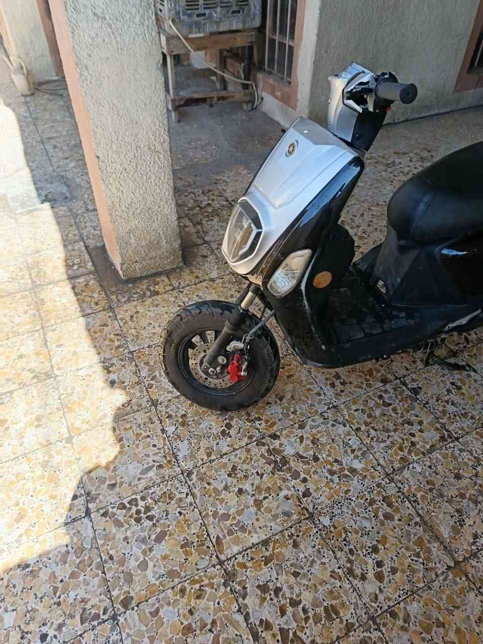 سلام عليكم درجه للبيع مثال ما مضح بله صوره درجه بوليسي صيني المكينه فوال خرسه  يردله بكليت خلفي  وجملغ أمامي  درجه نضيفه  سعره 250وبيه مجال قليل مكاني كربلاء حي رمضان ***********
