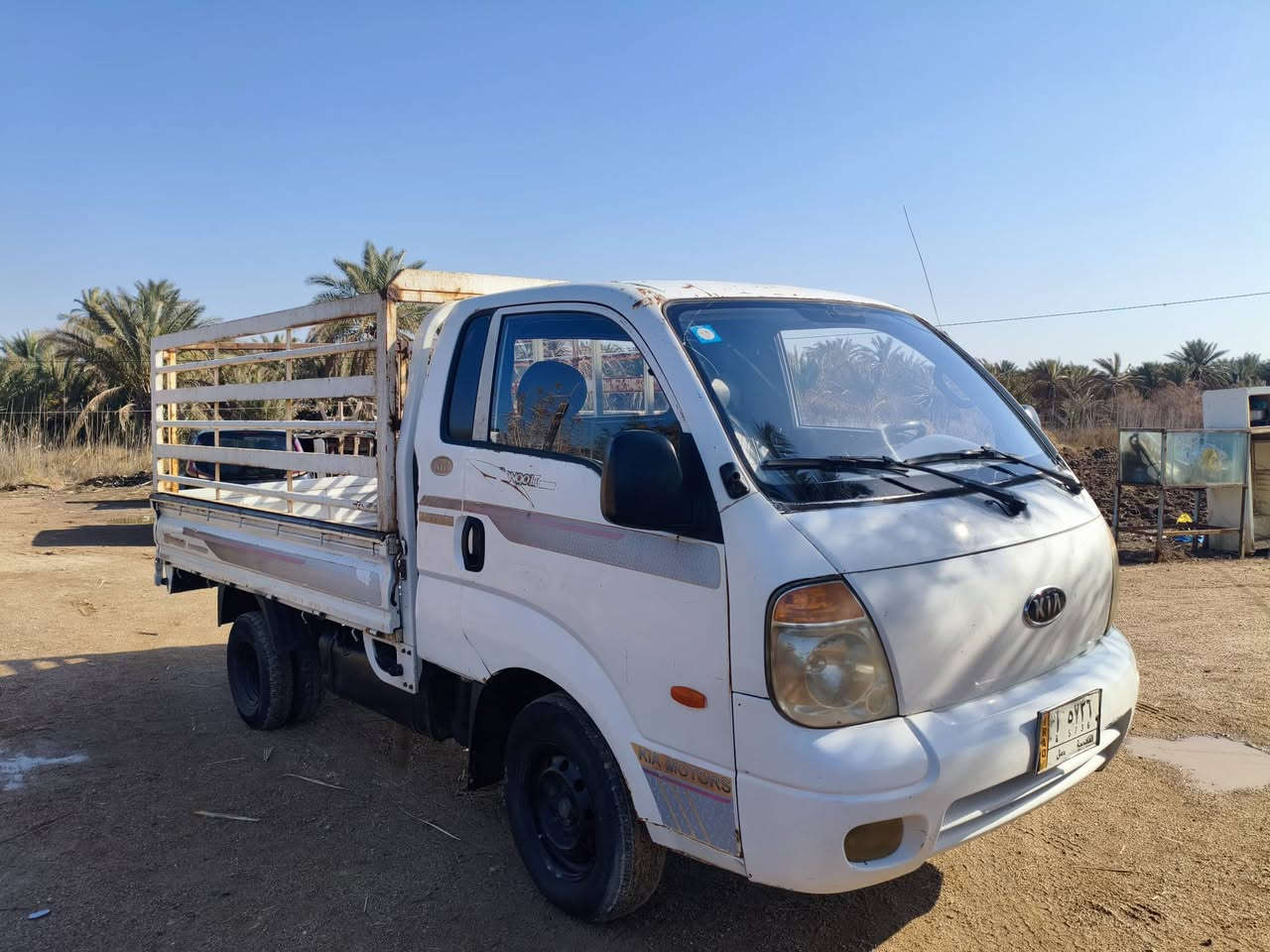 سلام عليكم للبيع موديل 2010 مسكر محور بم اونوزل مكينه جديده شادله قبل يومين  السياره بسمي مشروع وطني سنويه تنتهي نهايه 27 جاهزه للشغل عوزه دوشمه بيه محجر بس مشاده سعره 83اوبيه مجال العنوان كربلاء قرب صيطرت الابراهيميه هاتف ***********هاتف ***********
