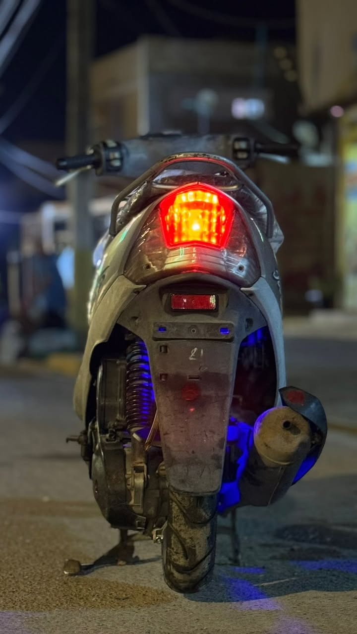 السلام عليكم قجمه حاويه بلاديه كلشي شغال ماعده السلف توه وكف بيهه
الدراجه خير من الله نهضة وشلعة فول
السعر 975 وبيه مجال للشرايه
مكانهه البصره قضاء المدينه شارع الكرامه
متوفر واتساب ***********
