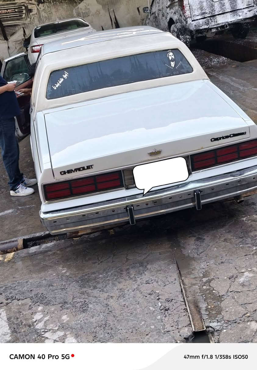 السلام عليكم
قبل التفاصيل عندي شرط واحد فقط متعلق بالاصوليات ( السيارة احولها بأسمي يلا ابيعلك )
العنوان : مركز مدينة البصرة
للتواصل : *********** 
السعر : 50,000 $ 
النوع : شوفرليه كابرس 
الموديل : 87
الطراز : LS ربع جلد
اللون : أبيض 
اللوحات : بصرة ألماني
تاريخ نفاذ السنوية : 6/9/2026
الصبغ : عام
الغرفة : نظافة 75%
المحرك البلادي 350 
ناقل الحركة 350 جديد جداً قبل أقل من شهر بدلته 
تخم تاير جديد جداً
باور ستيرن و جعمقة جديد جداً قبل يومين بدلتهن
الحدادة جديدة جداً
منظومة بريك خلفي كاملة جديد بالصندوگ ما عليك بس الشد
مسجل و راديو بلوتوث و أواكس شغال و شادلها شاشة
الكهربائيات : ما بيها گلوب نقص بس يحتاج ترتيب جداً بسيط بسبب انشغالي ما جاي اكدر اسويهن مثل ربط أو تبديل فيوز 
و حياكم الله جميعاً
