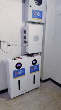 موصل الدار البيضاء • ألواح 600واط×26 • بطاريات ليثيوم 15كيلوواط×2