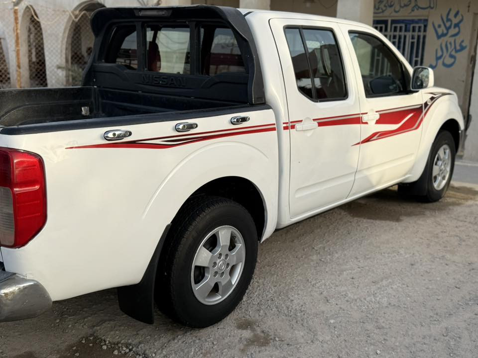 سلام عليكم نيفاره موديل 2009اوتماتيكً رقم بصره فول موصفات مكفوله من الضربه والصبغ والتبديل ماعده شبر صبغ بلحوض مكينه كير جدد سياره جاهزه وأحله من صور *********** مكاني البصره القرنه
