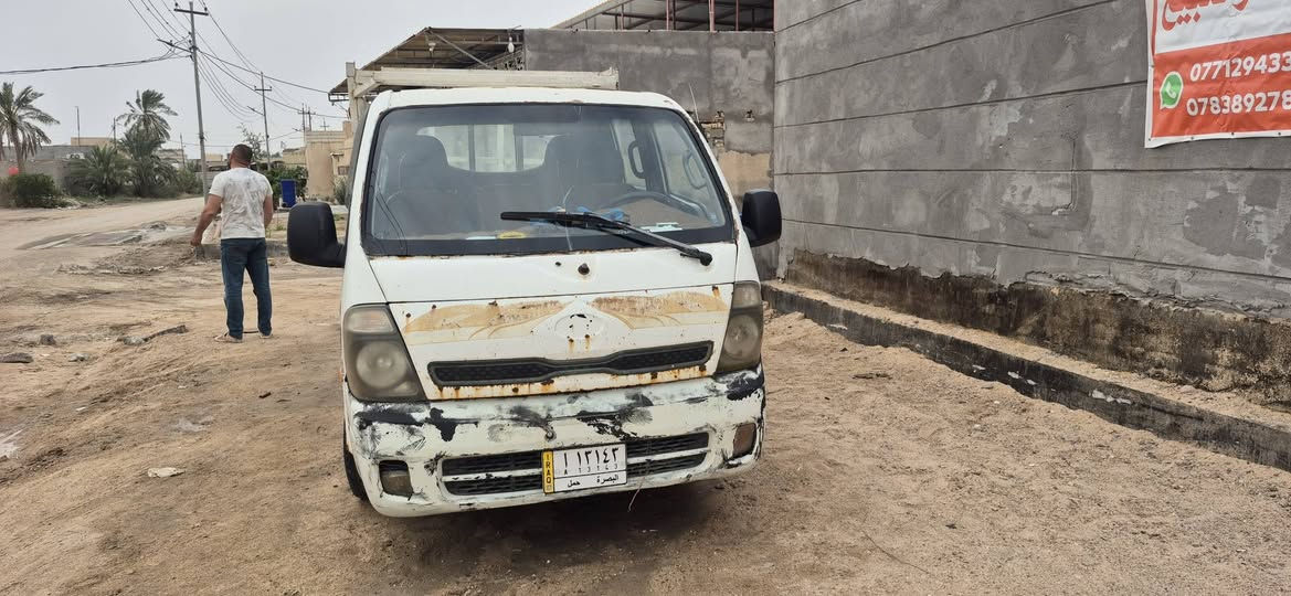 السلام عليكم للبيع سياره بنكو دبل قمارة رقم بصرة تحويل 
كير محرك اكسن جديد 
موديل ٢٠٠٦
مكان السيارة بصرة 
السعر ٥٠$
رقم صاحب السيارة 
***********
