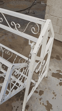 للبيع نضيف وثقيل مستعمل قليل السعر 100 قفلها رقم الموبايل ***********
