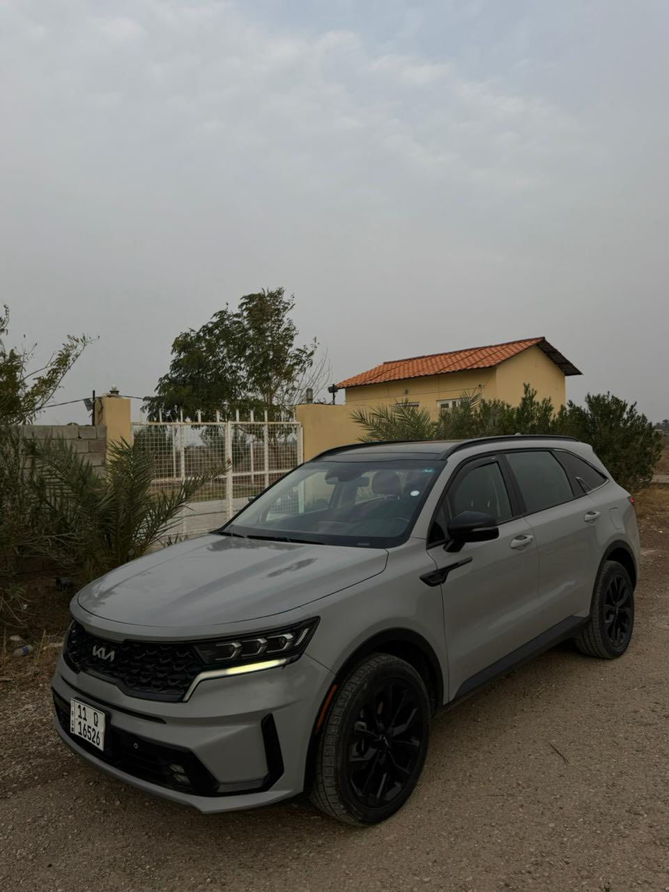 السلام عليكم 
سورنتو 2023 وارد أمريكي 
حادثها قطعتين بدون دواخل والحادث و السونار مرفق 
ماشية ٩١ ألف كيلو او 57 ألف ميل 
رقماها بغداد 
محركها 2500 تيربو 
قوة حصانية 293 
السيارة جاهزة مابيها كل نقص إدامة كاملة 
مواصفاتها فول EX    VIP
بنروما 
رادار امامي او خلفي 
قيادة ذاتية 
تحديد مسار 
تشغيل عن بعد 
هند ايريك دكمة 
أربع وضعيات قيادة
فور ويل 
حساسات 
توقف ذاتي 
تدفأة بالكشنات
تحديد سرعة
شاحن لاسلكي  
السيارة بيها هواي مواصفات (معروفة EX فول مواصفات)
 مكانها ديالى ناحية كنعان 
للاستفسار ***********
سعرها 245وبيها مجال
