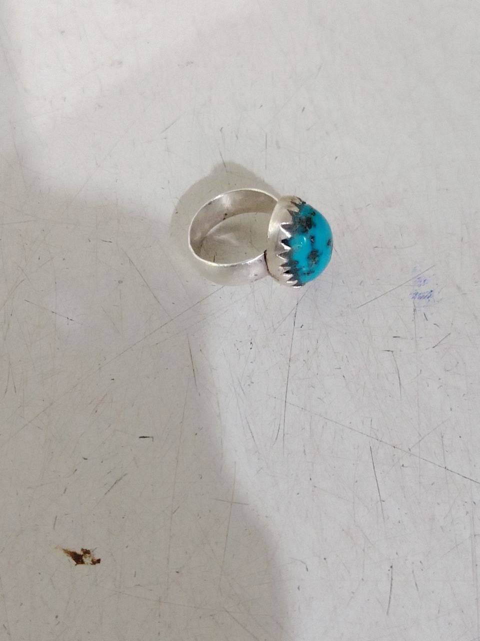 سلام عليكم محبس فيروزي كرماني الاصلي صيغ يودي فضه عراقي الوزن مالته 11
  محبس كلش حلو. سعره 80 وبي مجال قليل
مكاني بابل القاسم الدبله 
هذا رقمي اليحب يتصل ***********
