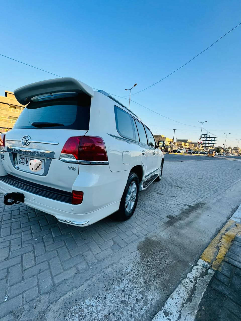 دكروز GXR 2012 ام الطفايه مواصفاته معروفه v6 
مري شفط
اشاير بل مري 
زراك لايت
سلايد
كشنات جلد
شاشه تاب اندرويد
وباقي المواصفات المعروفه ميحتاج اذكر المواصفات 
سيارة نظيفه ومرتبه ومال جناي ول صور تحكم  تاير نضيفه فيت بم  وقاعدة جديدة دسكات وفلنجات جدد طسته ناعمه كلش السيارة بيه صبغ جاملغ الخلفي الايمن وباب الصندوق هم بي صبغ وبارد بل جاملغ الامامي الايمن  وبيه باب مفتوحه بل جه اليمنه جان عندي سونار بيه بس ضايع على مقدار شي بسيط وباقي السيارة كدامك تشوف وتفحص وتشلع عيوني💐سيارة كلش حلوة وناصبه مكاني (بغداد حي العامل ) رقمي *********** السعر 310 وبيه شي بسيط السيارة جوة سعر خواته منزله ول سيارة 12  
تحياتي 💐
