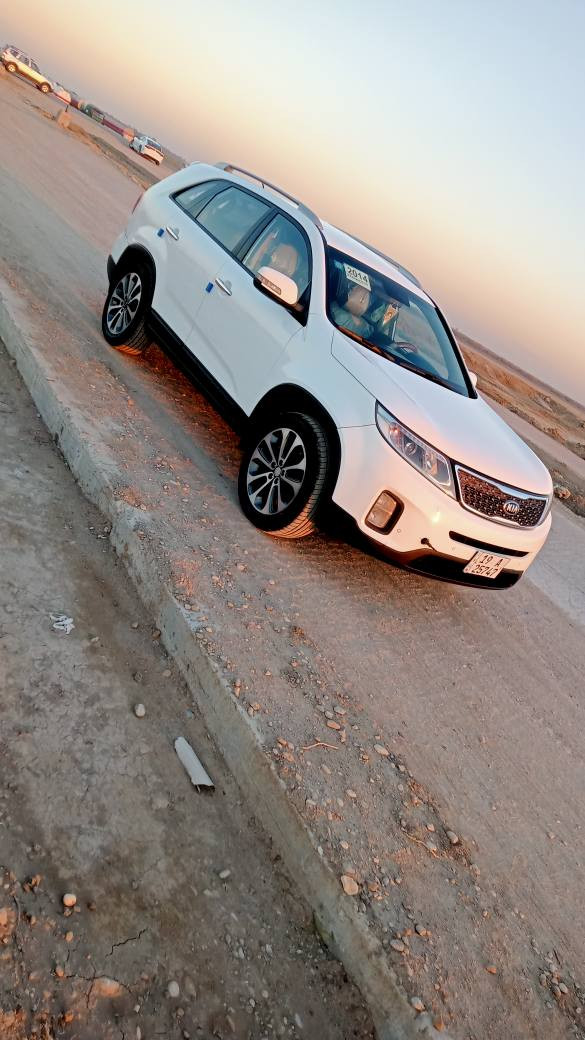 سلام عليكم سورنتو مديل 2014 سيارة مكفولة كفالة عامة سيارة جاهزة رقم كربلاء دولي العنوان واسط مركز المدينة الرقم الهاتف، *********** مكينة 4 7 راكب تبريد 3 قطع
