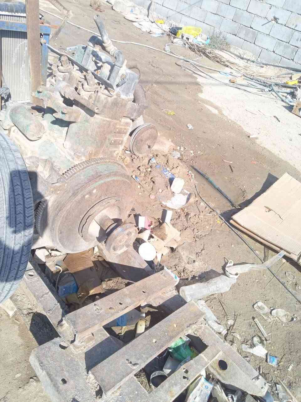 للبيع محرك بستمين 20حصان طافي ابيع كوم حديد السعر 250 بدون شاصي المكان كربلاء الحسينه ***********
