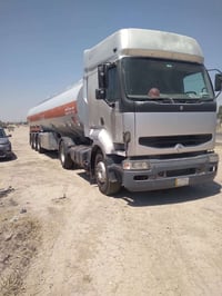 رينو للبيع موديل 2000   بم ونوزل بلادي  تانكي حرفش  تكيال  +جي بي اس +...