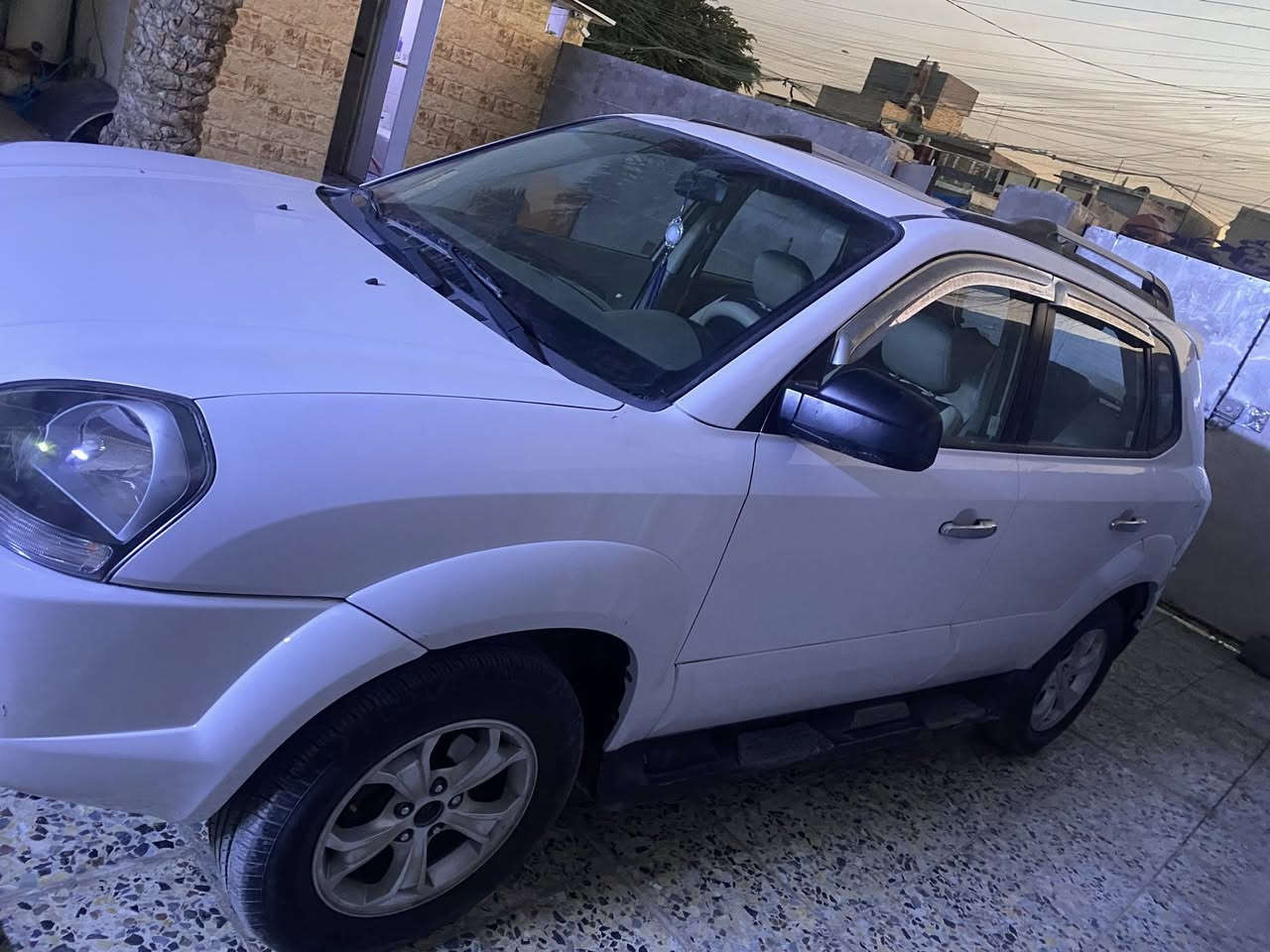 السلام عليكم توسان موديل 2009  خليجي مكينه  4 دوش   ماشيه 154 وبيه صبغ 4 قطع اثر شخوط   سياره بسمي  مكاني بغداد  السعر 112 وبيه مجال رقم ‭0771 165 5482‬
