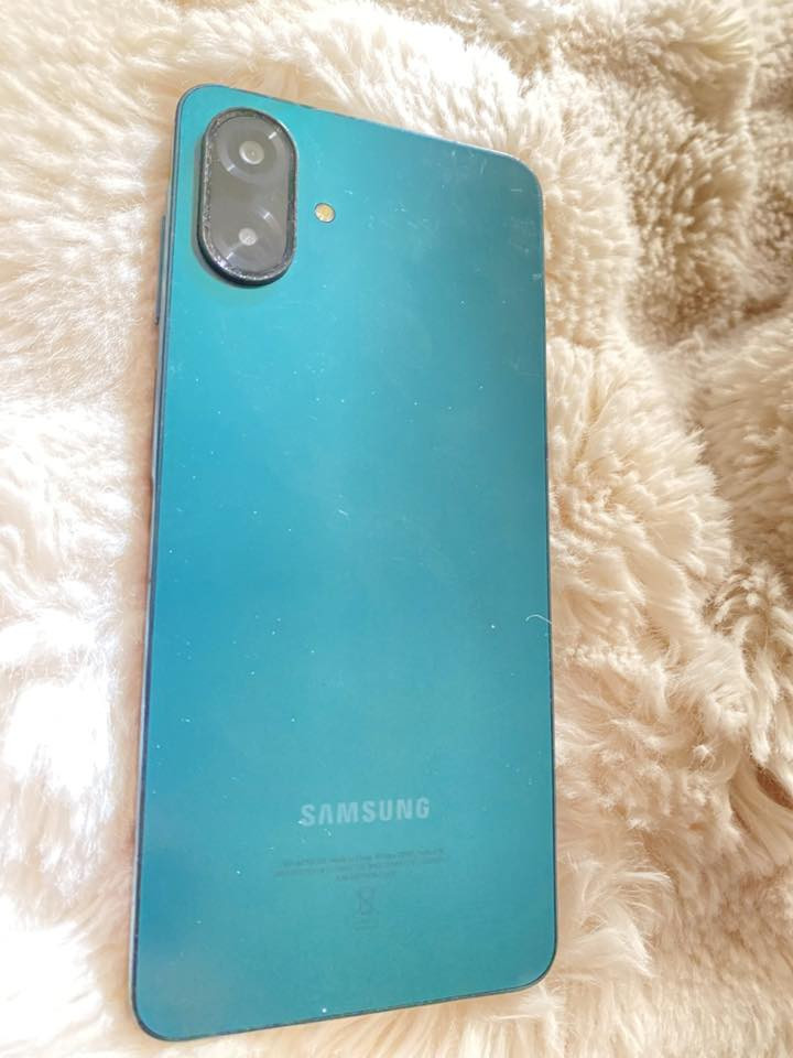 تلفون للبيع سعره ١٠٠ قفل مستخدم شهر بس جديد كل كسر و تغير مابي


**إذا كنت صاحب هذا الإعلان وتريد حذفه لأي سبب، رجاءا أرسل رسالة إلى الدعم الفني**