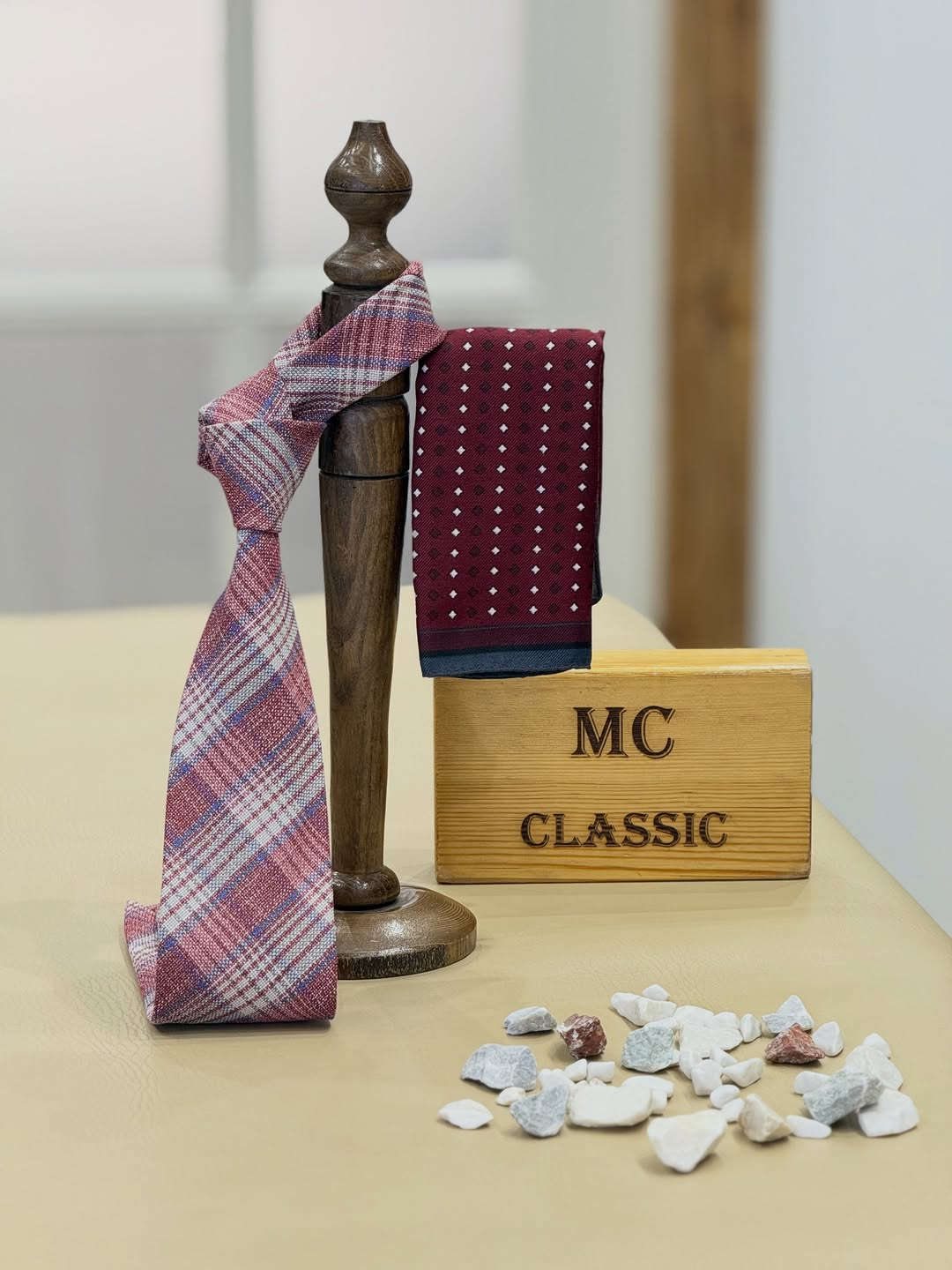 ⁨	⁨	⁨	⁨	‏ MC CLASSIC ‏ ⁨	⁨	‏ 
  الأناقة _تبدي _من_ أول _خطوة

⚜️رباط  وكاله MC CLASSIC
⚜️الطول : 160سم
⚜️العرض : 7 سم 
⚜️السعر : 25الف 
⚜️الصناعه : تركي

‏‎للحجز او الاستفسار مراسلتنا على الصفحه
اومراسلتنا واتساب  *********** .  ***********
تلكرام :- https://t.me/mcclasic
انستكرام :- https://www.instagram.com/mc_classic79?igsh=MWZuc3Z2b2YycGNwOA%3D%3D&utm_source=qr
تيك توك :- https://www.tiktok.com/‪‪‪‪‪‪‪@mcclassic79‬‬‬‬‬‬‬?_t=8kdkCdce82f&_r=1
سناب جات :- https://t.snapchat.com/QEyQBMCC
#العنوان
 بغداد - كرادة داخل -فرع صيدليه جوهره ابن حيان 

اوقات الدوام من 10 صباحا الى 12 ليلاً
🔴 يوجد #توصيل بغداد وكافة المحافظات 
بغداد 🚕  5 الف  المحافظات 🚗 5 الف⁩⁩⁩⁩⁩⁩
