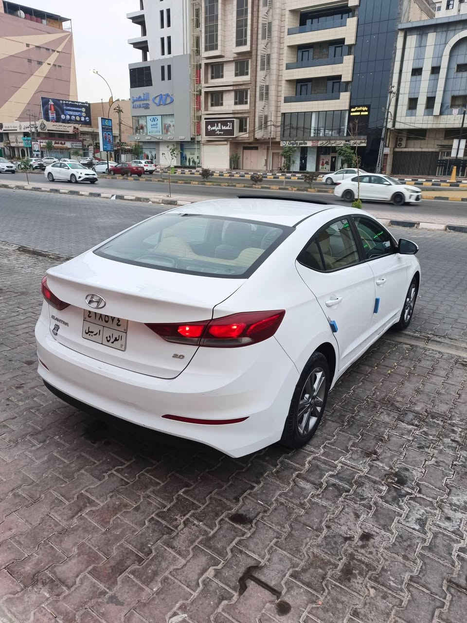 .   

💎هونداي النترا   2017.    
              ELANTRA
  
💎          السعر152

      خليجي     المواصفات         مكفوله  جديده عده بارد بسيط
          
💎محرك 2000cc 

💎فتحه    سلايد 

💎كاميرات  @ خلفي 

💎شاشةكبيره اندرويد 

💎تحكم أستيرن 

💎وضعيات قيادة متعدده ٣ وضعيات

💎_ حساسات 

      داخل بيجي 
  
💎مري شفط نضام ترحيب 

💎لد نهاري 

💎تبريد قطعتين

💎ويل كب/ويل كروم/ويل 17

💎داخل جلد

💎مدخل AUX+USB/بلوتوث...

💎((( ملاحظه ترهم مراوس ب20+19  اربيل جديد))) 

💎مكاني نجف للاستفسار *********** حياكم الله
