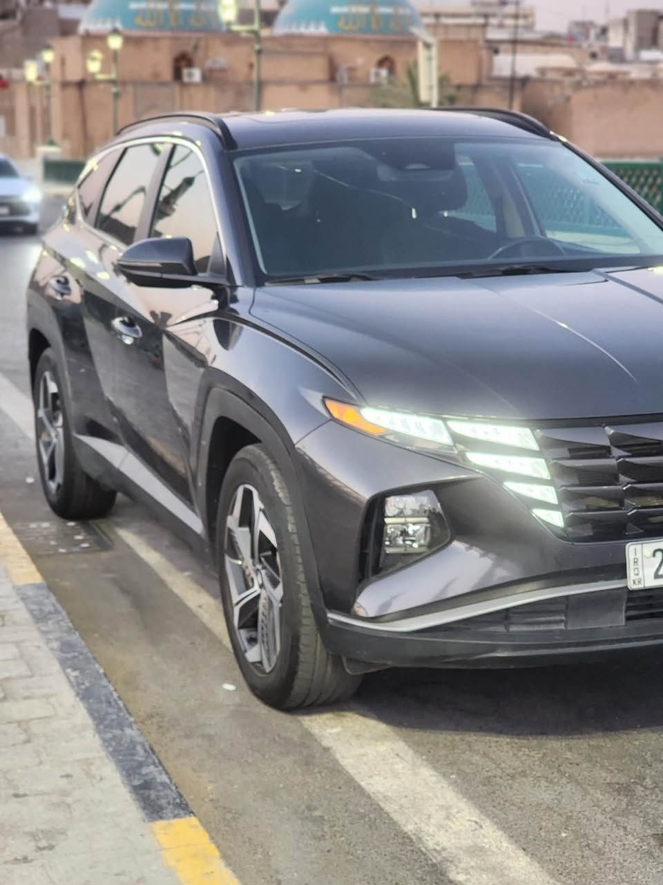 HYUNDAI TUCSON 2022
هيونداي توسان 
فول VIP
لون نفطي 
رقم اربيل
  
محرك 2500
الموديل2022
           
         =مواصفات👇👇

فتحه بانوراما 
شاشه كبيره نفكيشن
بصمه
رادار امامي + خلفي + جانبي
قياديه ذاتيه
توقف ذاتي
مانع تصادم
تحديد مسار
نقاط عمياء
كامره خلفيه
كراسي  جلد 
كرسي كهرباء 
كراسي تدفئه
مثبت سرعه
تحكم ستيرن
نظام قياده ذاتيه
تشغيل عن بعد 
هاند بريك كهربائي
اوتو هولد
باب خلفي صندوك كهرباء
اضويه اماميه زنون LED
كشافات ضبابي LED
اضويه خلفيه LED
نظام GPS خرائط
3 انظمة قياده 
NORMAL/ECO/SPORT
بلوتوث 
مدخل USB + AUX
عداد الماسفه 140 الف كيلو  قابل للزياده
حادث قبق جنطة 
بدون دواخل ايرباكات سليمه
صور الحادث موجوده 
*********** غير متواجد عله الفيس 
مكان السياره بغداد شارع حيفا
