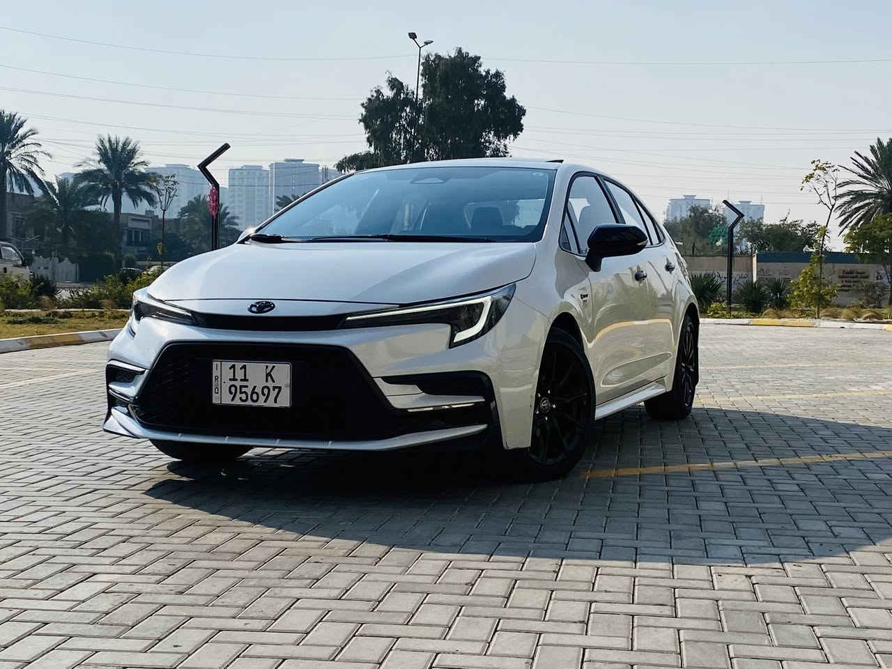 السلام عليكم للبيع كورلا S بلاك ادشن موديل 2025 لون صدفي ماشيه 14 رقم بغداد تحويل ثاني يوم مكفوله من الصبغ ول بارد ول فتح ول تبديل فول مواصفات كشن كهرباء داخل احمر السياره جديده بمعنى الكلمه حالها حال الزيرو وسعرها بسعر ال 24 مكانها بغداد حي الجهاد للاستفسار عن السعر ول تفاصيل اكثر الاتصال ***********
