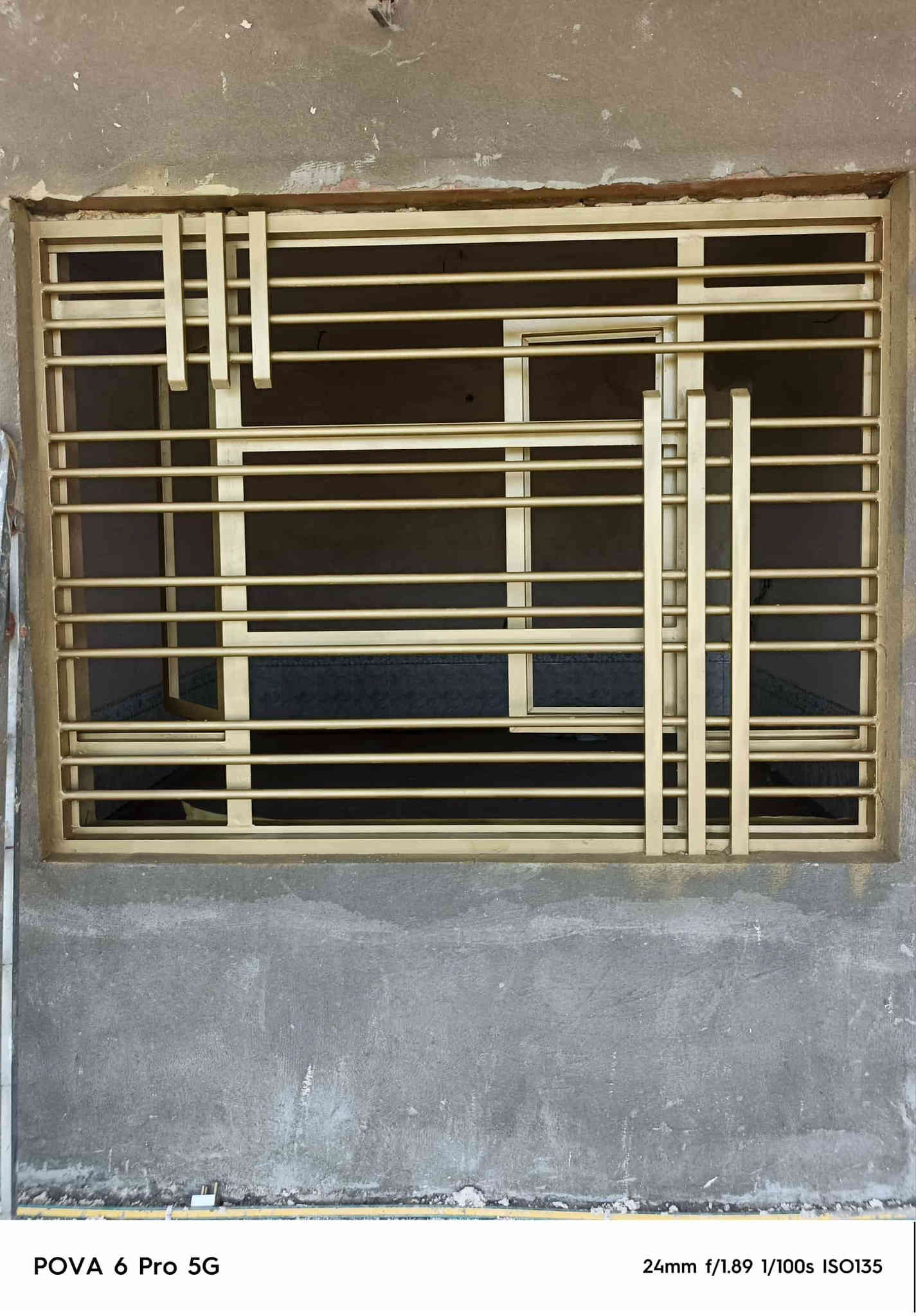 شاب مسيباوي يشتغل صبغ البيوت والمحلات وكافة انواع الشبابيك والابواب وباسعار مناسبه وهءا رقمه ***********
