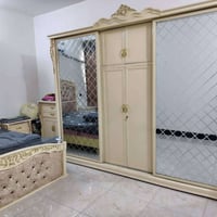 غرف نوم للبيع عدد 2 الاولى خشب ماليزي ثقيل تكمه مابي اي ضرر نظافة 100%...