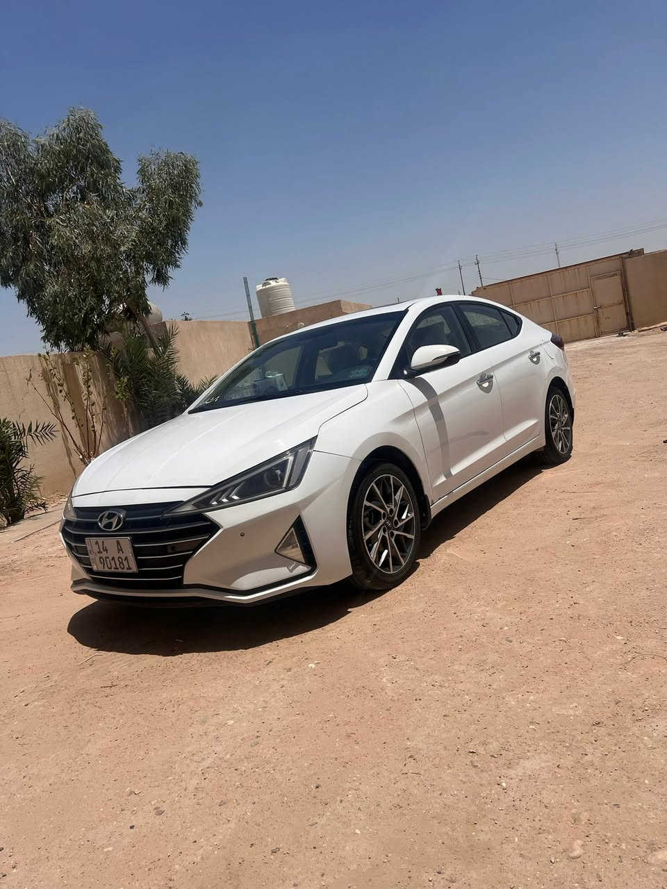 سلام عليكم النترا للبيع موديل 2020 محرك 2000دوش بصمه باب بصمه تشغيل تبريد شغال رقم بصره تحويل ثاني يوم فتح قماره السياره مكفول حداديه جديده مكانها البصره الزبير ***********
