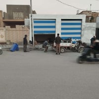 محلات للايجار • بناء جديد • عل الشط