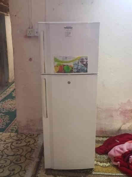 مبردات عدد٣ اصليات موطونحاس ثلاجه شرط مامصلحه مبرد٥٠ الوحدثلاجه ١٣٠ ***********
