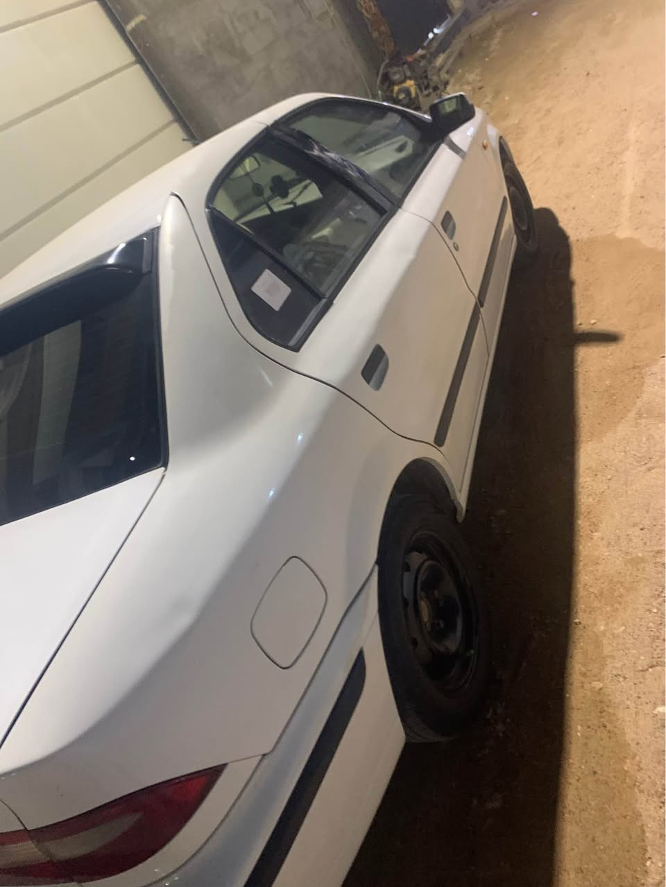 سلام عليكم سمند ناطق للبيع سياره حلوه ونظيفه مبدل بيهه بس بنيد الاستفسار ع رقم   ‭0771 067 3071‬ البصرة, العراق
