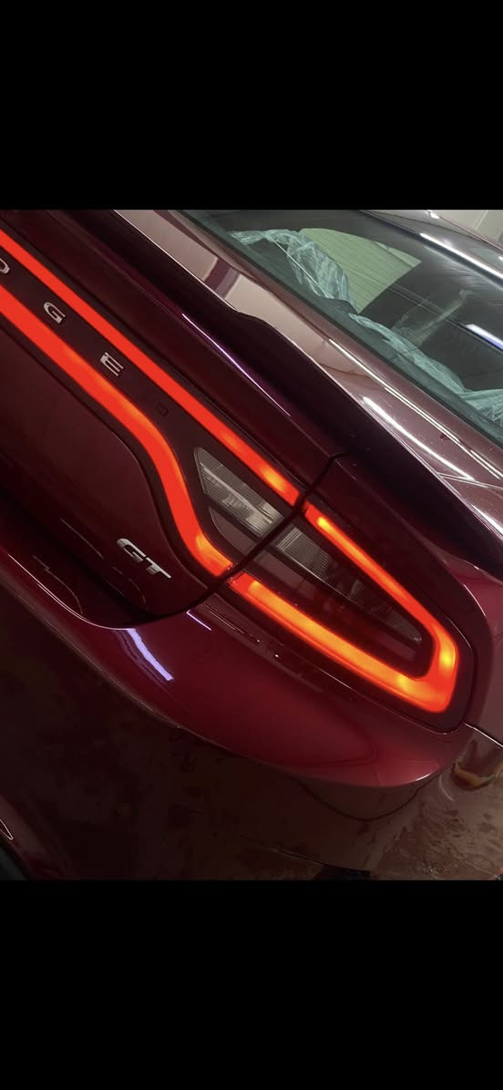 الفئه GT
موديل 2020 
وارد كندي سياره حادث كلش بسيط 
بيها 4اصابع بالقماره صبغ وبنيد صبغ اثر شخوط  ودعاميه اماميه وخلفيه صبغ كلها بلادي ولا قطعه تبديل 
 وبيها رشات كلير كم قطعه اكرر اثر شخوط لا معجون ولاتعديل ولا تبديل 
سياره استعمال شخصي كل نقص مابيها ومواصفات GTمعروفه غير متواجد ع فيس 
السعر 205
***********
