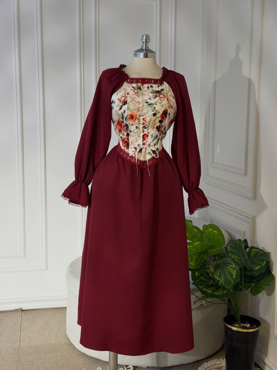 فستان فكتوري❤‍🩹
السعر عن طريق المراسلة 
خامة هوريم دابل تركي
38-40-42-44-46-48


**إذا كنت صاحب هذا الإعلان وتريد حذفه لأي سبب، رجاءا أرسل رسالة إلى الدعم الفني**