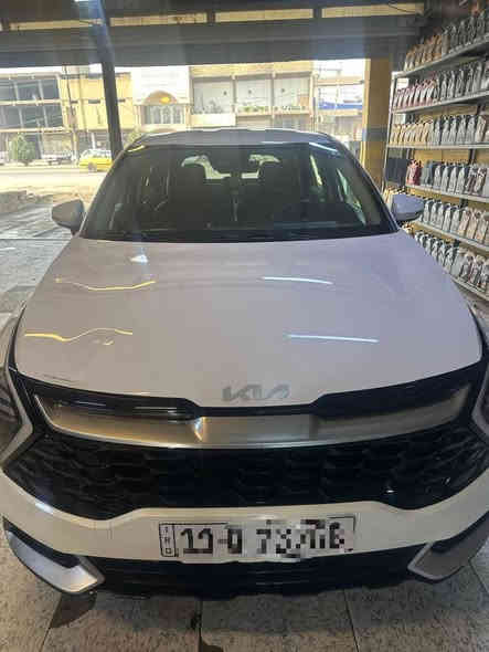 السلام عليكم سبورتاج 2023 رقم بغداد انكليزي
الحجم الكبير 
محرك 2500gdi دونز لاتفكر بي
بدون قطرة صبغ 
مواصفات اتو هولد 
شاشه متصله
لايت عدسه 
توقف ذاتي 
وبعد بيها هوايه مواصفات السياره حادثها حلو راسلني واتساب انطيك تفاصيل ضربتها مال امريكا بالعراق ماكو اي ضربة بالعراق***********
