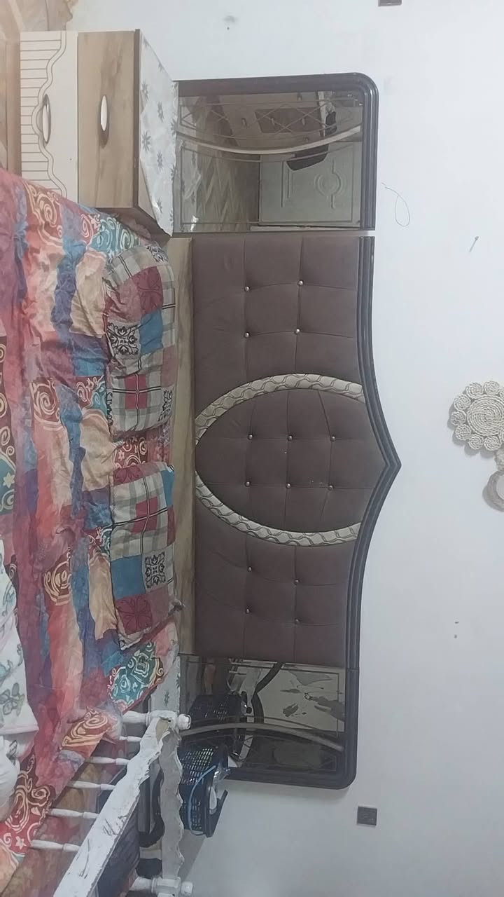 غرفه نوم تركيه نضيفه الجام مال الكنتور موجود خشب ثقيل الاصلي سعرهه 500 وبيهه مجال


**إذا كنت صاحب هذا الإعلان وتريد حذفه لأي سبب، رجاءا أرسل رسالة إلى الدعم الفني**